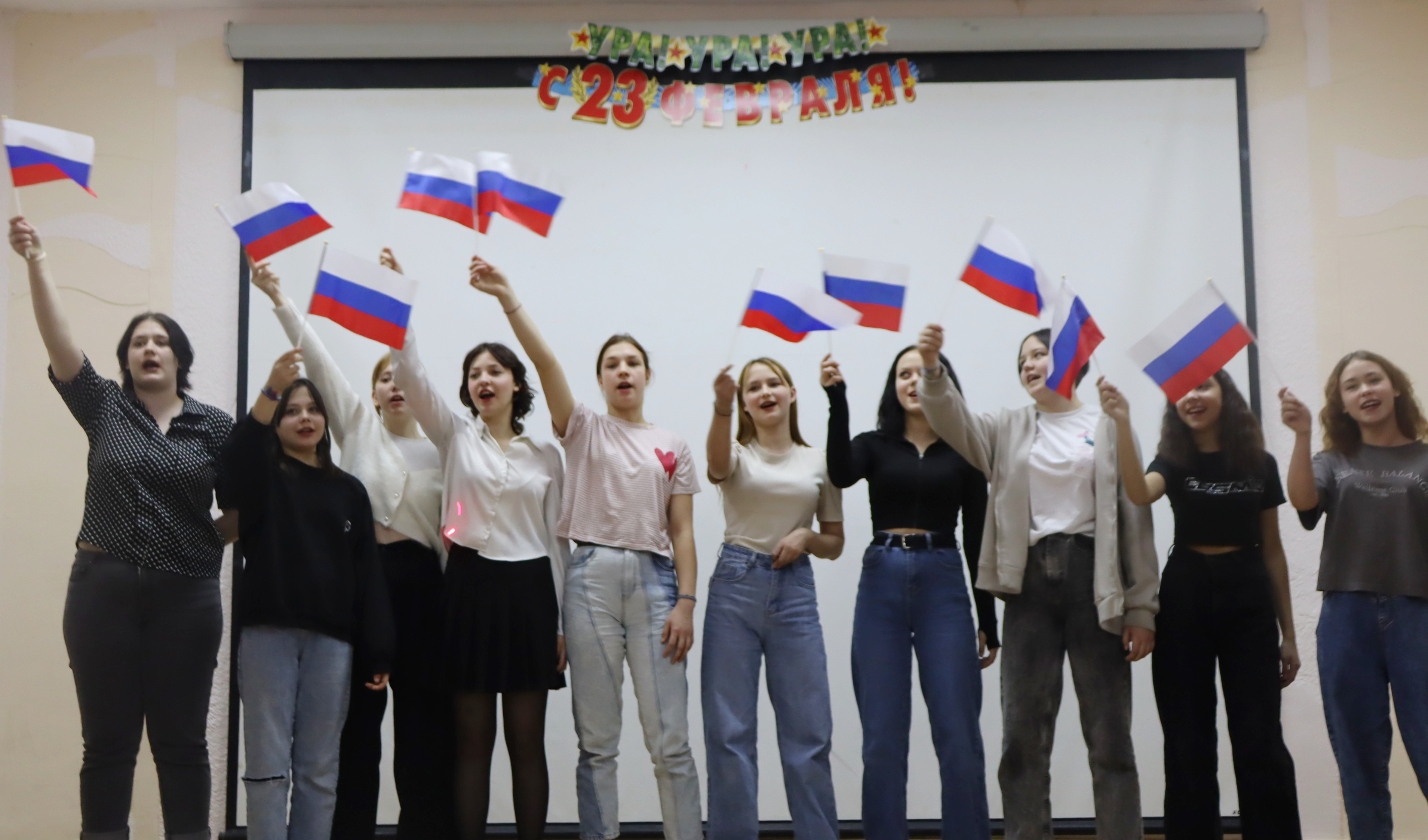 В Областном центре профилактики реабилитации состоялся праздничный концерт, посвященный Дню защитника Отечества