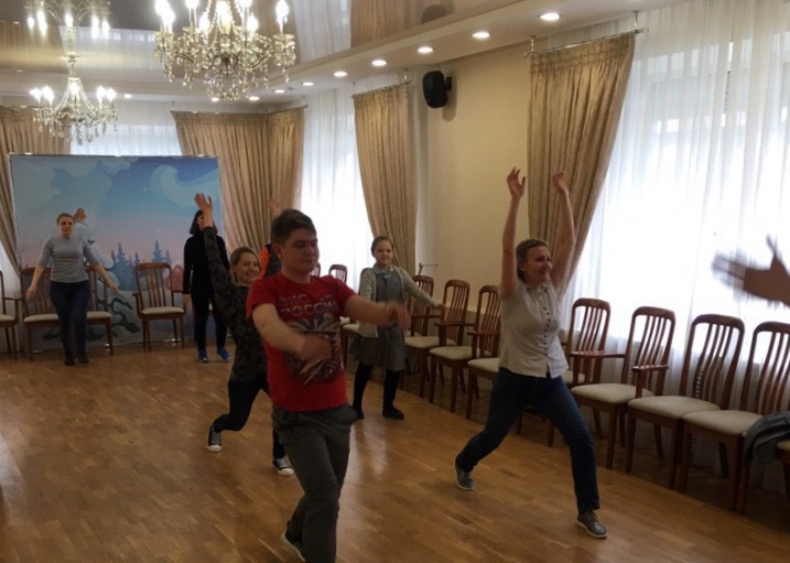 Зарядка по-семейному