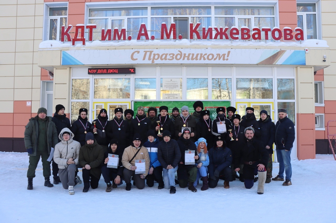 Бывшие участники реабилитационного проекта «Ступени», построившие здоровую и чистую жизнь, приняли участие в «Казачьем троеборье»